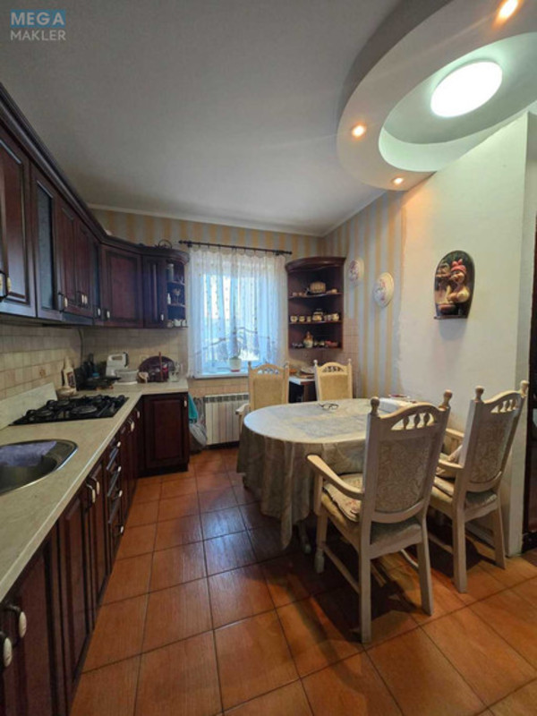 Продаж 4 кімнатної квартири (140/?/?), 1 пов. 2 пов. будинку, <a class="location-link" href="/danilovka-selo-kv/" title="Недвижимость Данилівка">Данилівка</a>, Незалежності (изображение 5)