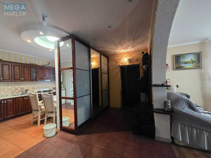 Продаж 4 кімнатної квартири (140/?/?), 1 пов. 2 пов. будинку, <a class="location-link" href="/danilovka-selo-kv/" title="Недвижимость Данилівка">Данилівка</a>, Незалежності (изображение 7)