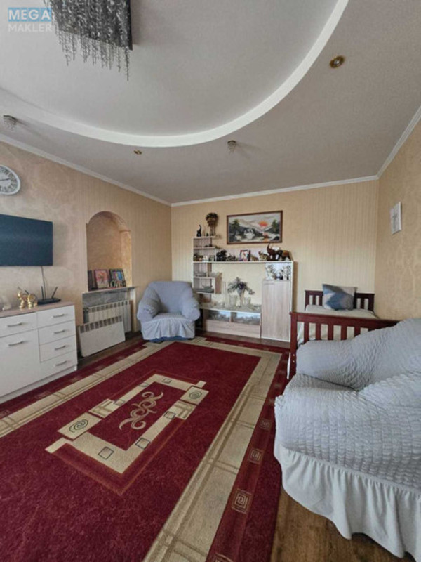 Продаж 4 кімнатної квартири (140/?/?), 1 пов. 2 пов. будинку, <a class="location-link" href="/danilovka-selo-kv/" title="Недвижимость Данилівка">Данилівка</a>, Незалежності (изображение 9)