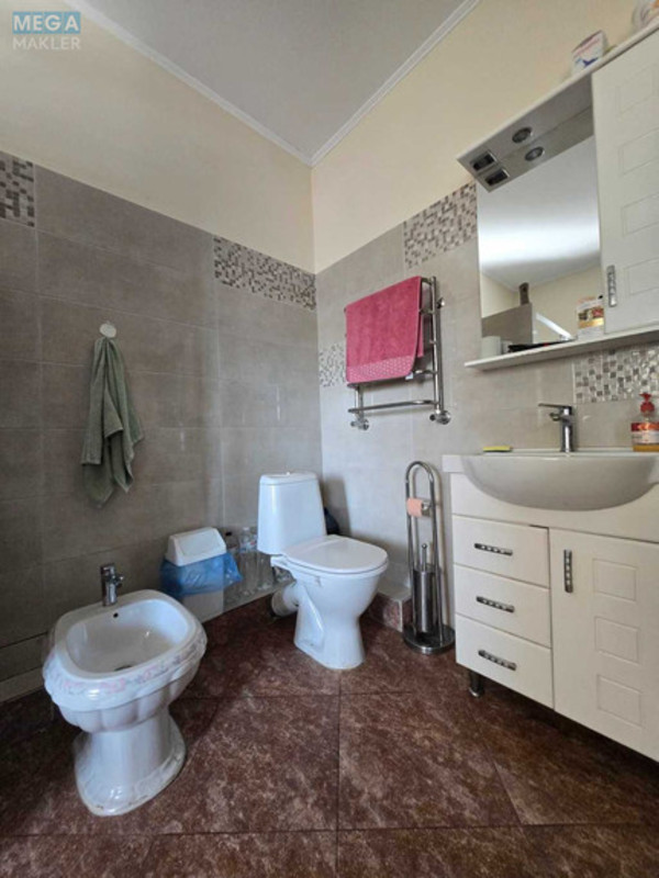 Продаж 4 кімнатної квартири (140/?/?), 1 пов. 2 пов. будинку, <a class="location-link" href="/danilovka-selo-kv/" title="Недвижимость Данилівка">Данилівка</a>, Незалежності (изображение 11)