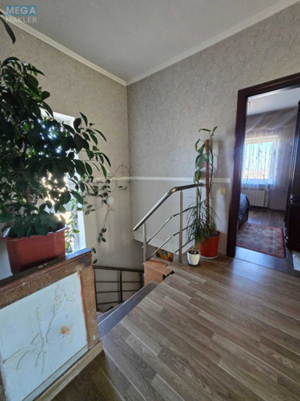 Продаж 4 кімнатної квартири (140/?/?), 1 пов. 2 пов. будинку, <a class="location-link" href="/danilovka-selo-kv/" title="Недвижимость Данилівка">Данилівка</a>, Незалежності (изображение 13)
