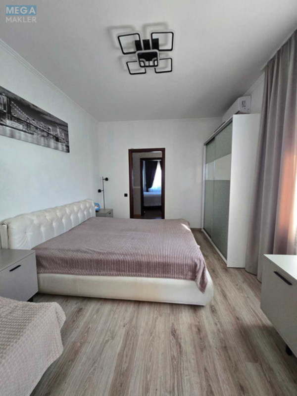Продаж 4 кімнатної квартири (140/?/?), 1 пов. 2 пов. будинку, <a class="location-link" href="/danilovka-selo-kv/" title="Недвижимость Данилівка">Данилівка</a>, Незалежності (изображение 17)