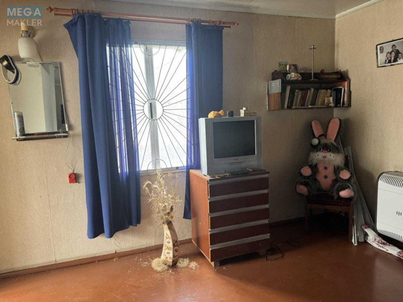 Продаж дома, 1&nbsp; поверх, 40&nbsp;кв.м, 1&nbsp; кімната, ділянка 5&nbsp;соток, <a class="location-link" href="/irpen/" title="Недвижимость Ірпінь">Ірпінь</a>, бузкова (изображение 4)