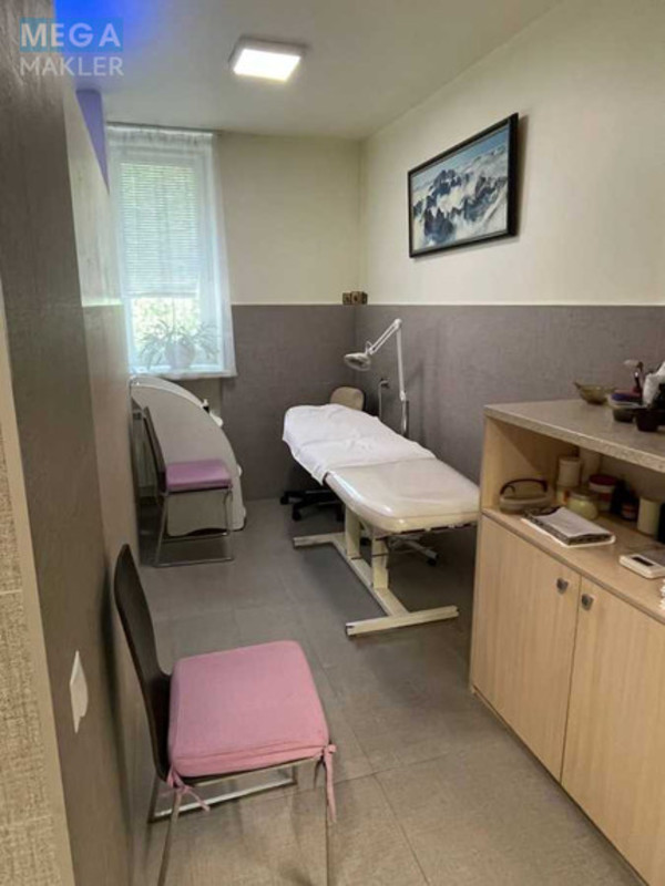 Продаж комерційної нерухомості, 68&nbsp;кв.м, <a class="location-link" href="/kiev/" title="Недвижимость Київ">Київ</a>, <a class="location-link" href="/kiev/shevchenkovskij/" title="Недвижимость Шевченківський район">Шевченківський р-н</a>, Берестейський просп., 30 (изображение 7)