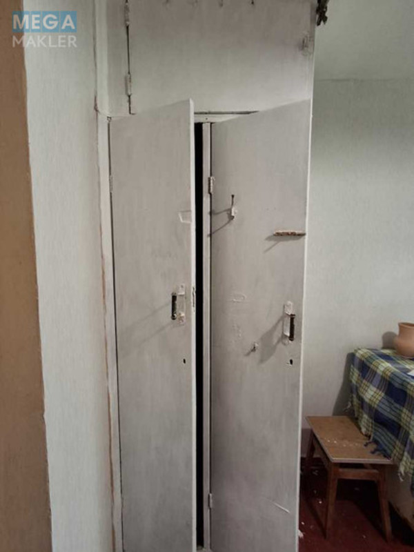 Продаж 1 кімнатної квартири (25/?/?), 4 пов. 5 пов. будинку, <a class="location-link" href="/kiev/" title="Недвижимость Київ">Київ</a>, <a class="location-link" href="/kiev/pecherskij/" title="Недвижимость Печерський район">Печерський р-н</a>, Залізничне шосе, 49 (изображение 4)