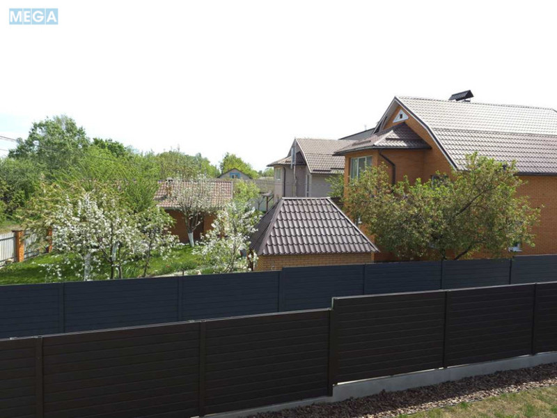 Продаж дома, 2&nbsp;поверху, 150&nbsp;кв.м, 4&nbsp;кімнати, ділянка 5&nbsp;соток, <a class="location-link" href="/kiev/" title="Недвижимость Київ">Київ</a>, <a class="location-link" href="/kiev/svyatoshinskij/" title="Недвижимость Святошинський район">Святошинський р-н</a>, Якова Качури вул. (изображение 7)