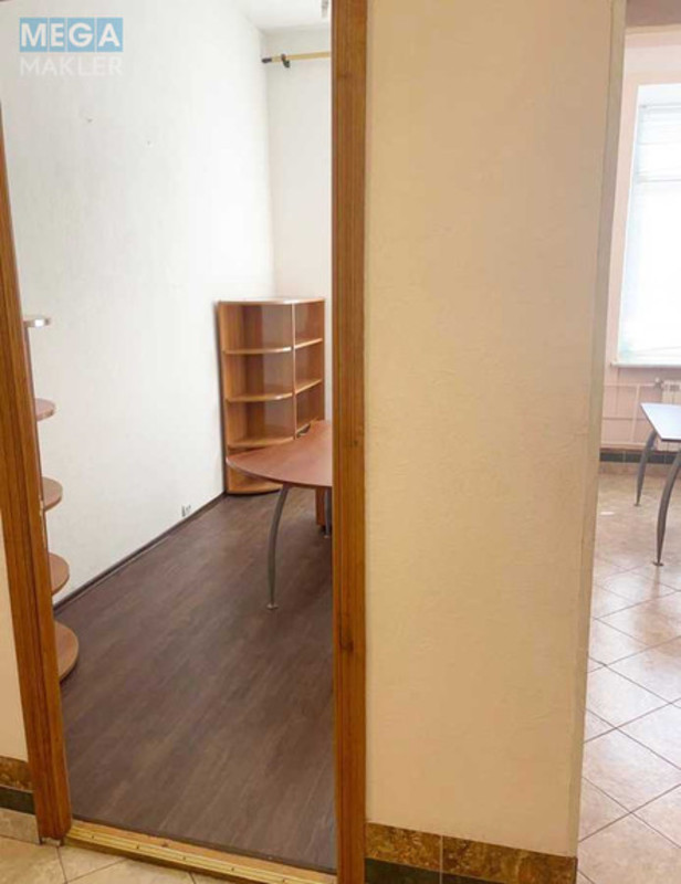Оренда комерційної нерухомості, 56&nbsp;кв.м, под офис, <a class="location-link" href="/kiev/" title="Недвижимость Київ">Київ</a>, <a class="location-link" href="/kiev/shevchenkovskij/" title="Недвижимость Шевченківський район">Шевченківський р-н</a>, Николая Лысенко ул. (изображение 5)