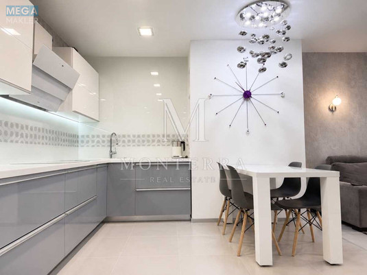 Продаж 2 кімнатної квартири (95,5/37,2/30), 11 пов. 13 пов. будинку, <a class="location-link" href="/kiev/" title="Недвижимость Київ">Київ</a>, <a class="location-link" href="/kiev/podolskij/" title="Недвижимость Подільський район">Подільський р-н</a>, Вишгородська вул., 45 (изображение 7)
