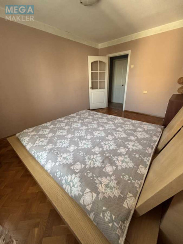 Оренда 3 кімнатної квартири, <a class="location-link" href="/kiev/" title="Недвижимость Київ">Київ</a>, <a class="location-link" href="/kiev/dneprovskij/" title="Недвижимость Дніпровський район">Дніпровський р-н</a>, Митрополита Андрея Шептицького вул., 3/В (изображение 11)