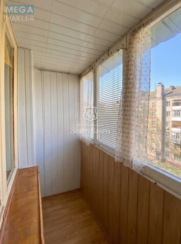 Продаж 1 кімнатної квартири (32,4/18,3/6,6), 5 пов. 5 пов. будинку, <a class="location-link" href="/kiev/" title="Недвижимость Київ">Київ</a>, <a class="location-link" href="/kiev/obolonskij/" title="Недвижимость Оболонський район">Оболонський р-н</a>, Вишгородська вул., 50а (изображение 3)
