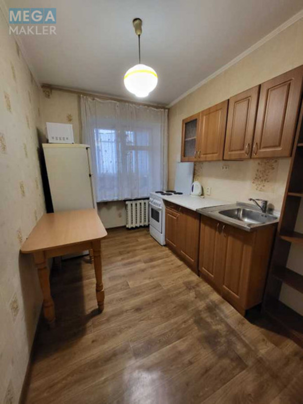 Оренда 1 кімнатної квартири, <a class="location-link" href="/kiev/" title="Недвижимость Київ">Київ</a>, <a class="location-link" href="/kiev/dneprovskij/" title="Недвижимость Дніпровський район">Дніпровський р-н</a>, Астраханська вул., 5 (изображение 6)