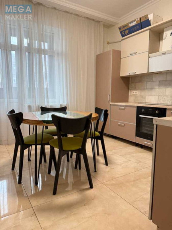 Продаж 3 кімнатної квартири (110/61/14,5), 8 пов. 12 пов. будинку, <a class="location-link" href="/kiev/" title="Недвижимость Київ">Київ</a>, <a class="location-link" href="/kiev/goloseevskij/" title="Недвижимость Голосіївський район">Голосіївський р-н</a>, Антоновича вул., 103 (изображение 7)