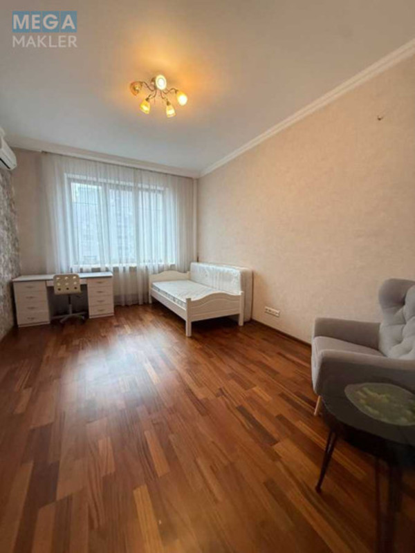 Продаж 3 кімнатної квартири (110/61/14,5), 8 пов. 12 пов. будинку, <a class="location-link" href="/kiev/" title="Недвижимость Київ">Київ</a>, <a class="location-link" href="/kiev/goloseevskij/" title="Недвижимость Голосіївський район">Голосіївський р-н</a>, Антоновича вул., 103 (изображение 16)