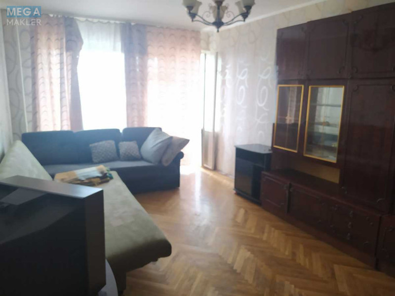 Оренда 1 кімнатної квартири, <a class="location-link" href="/kiev/" title="Недвижимость Київ">Київ</a>, <a class="location-link" href="/kiev/shevchenkovskij/" title="Недвижимость Шевченківський район">Шевченківський р-н</a>, Семьи Хохловых ул., 1 (изображение 4)
