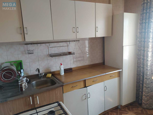 Оренда 1 кімнатної квартири, <a class="location-link" href="/kiev/" title="Недвижимость Київ">Київ</a>, <a class="location-link" href="/kiev/shevchenkovskij/" title="Недвижимость Шевченківський район">Шевченківський р-н</a>, Семьи Хохловых ул., 1 (изображение 14)