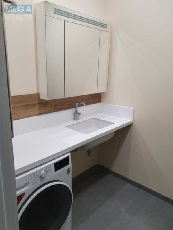 Оренда 1 кімнатної квартири, <a class="location-link" href="/kiev/" title="Недвижимость Київ">Київ</a>, <a class="location-link" href="/kiev/pecherskij/" title="Недвижимость Печерський район">Печерський р-н</a>, Лаврська вул., 6 (изображение 6)