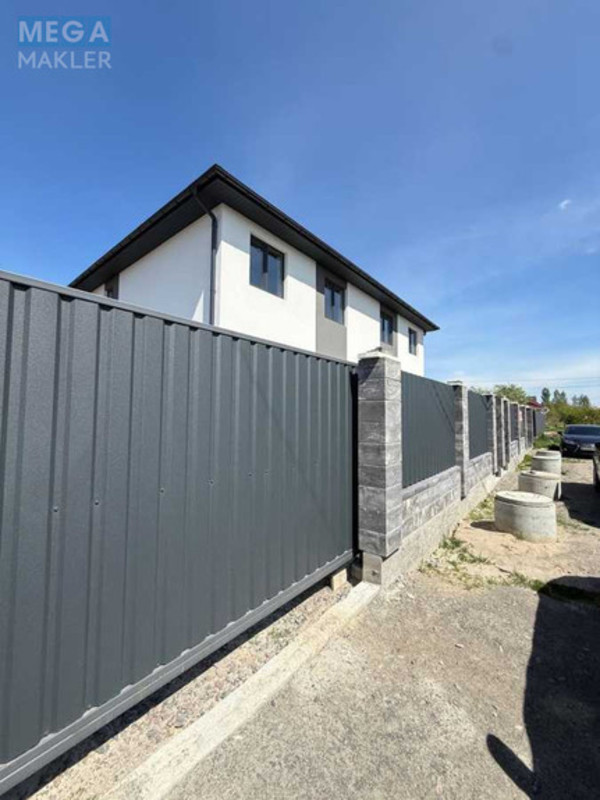 Продаж дома, 2&nbsp;поверху, 120&nbsp;кв.м, 5&nbsp;кімнат, ділянка 3,25&nbsp;сотки, <a class="location-link" href="/novoe-selo-kv/" title="Недвижимость Нове">Нове</a>, Лобановського (изображение 6)