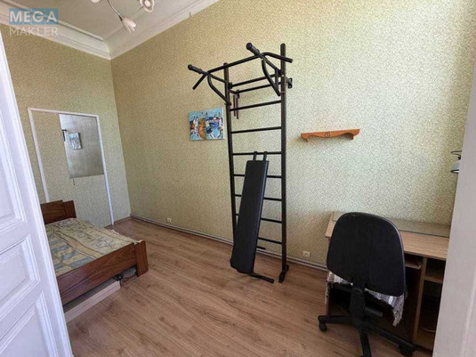 Оренда 3 кімнатної квартири, <a class="location-link" href="/odessa/" title="Недвижимость Одеса">Одеса</a>, <a class="location-link" href="/odessa/primorskij/" title="Недвижимость Приморський район">Приморський р-н</a>, Коблевская, 9 (изображение 2)
