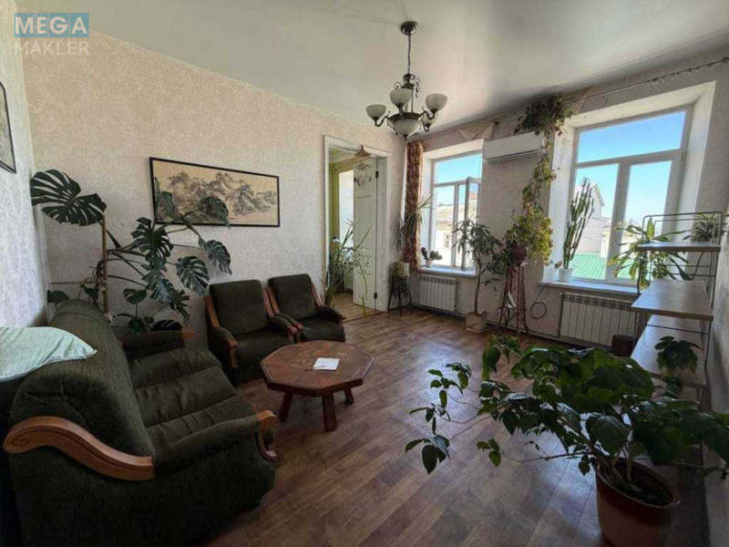 Оренда 3 кімнатної квартири, <a class="location-link" href="/odessa/" title="Недвижимость Одеса">Одеса</a>, <a class="location-link" href="/odessa/primorskij/" title="Недвижимость Приморський район">Приморський р-н</a>, Коблевская, 9 (изображение 3)