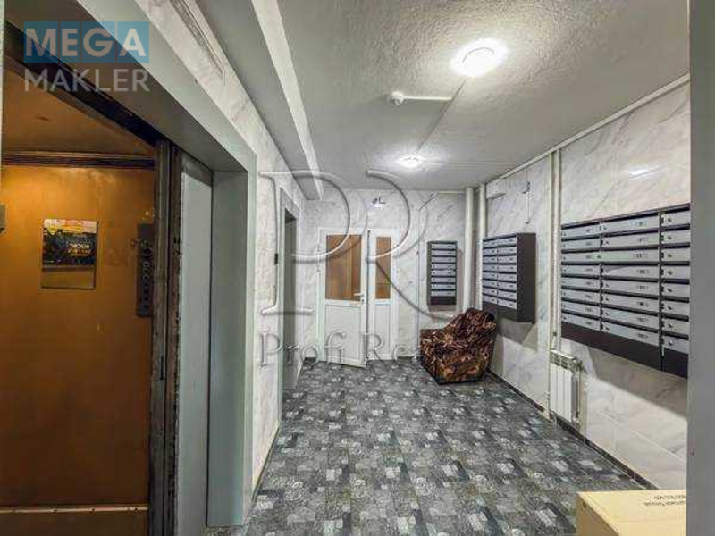 Продаж 3 кімнатної квартири (74/42/8), 6 пов. 16 пов. будинку, <a class="location-link" href="/kiev/" title="Недвижимость Київ">Київ</a>, <a class="location-link" href="/kiev/darnickij/" title="Недвижимость Дарницький район">Дарницький р-н</a>, Драгоманова вулиця, 23 (изображение 18)