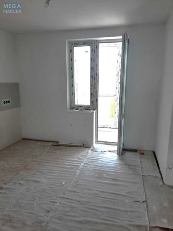 Продаж 2 кімнатної квартири (76,9/39,8/13,2), 13 пов. 16 пов. будинку, <a class="location-link" href="/kiev/" title="Недвижимость Київ">Київ</a>, <a class="location-link" href="/kiev/svyatoshinskij/" title="Недвижимость Святошинський район">Святошинський р-н</a>, Живописна вул., 3 (изображение 5)