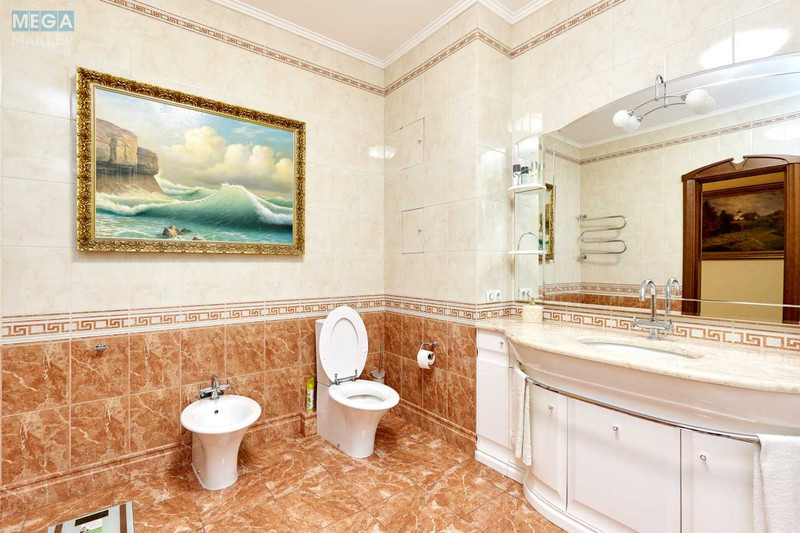 Оренда 4 кімнатні квартири, <a class="location-link" href="/kiev/" title="Недвижимость Київ">Київ</a>, <a class="location-link" href="/kiev/pecherskij/" title="Недвижимость Печерський район">Печерський р-н</a>, Старонаводницька вул., 13 (изображение 21)