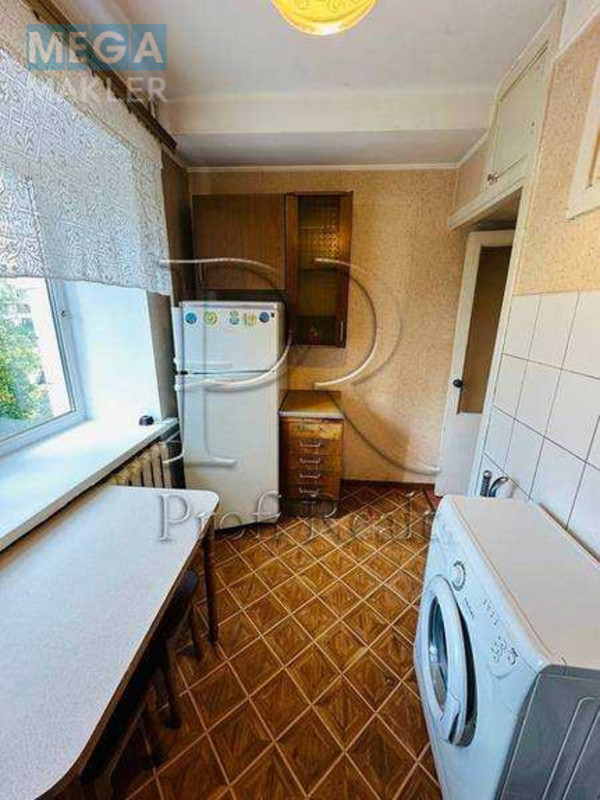 Продаж 2 кімнатної квартири (47/28/7), 2 пов. 9 пов. будинку, <a class="location-link" href="/kiev/" title="Недвижимость Київ">Київ</a>, <a class="location-link" href="/kiev/dneprovskij/" title="Недвижимость Дніпровський район">Дніпровський р-н</a>, Ентузіастів вулиця, 15 (изображение 9)