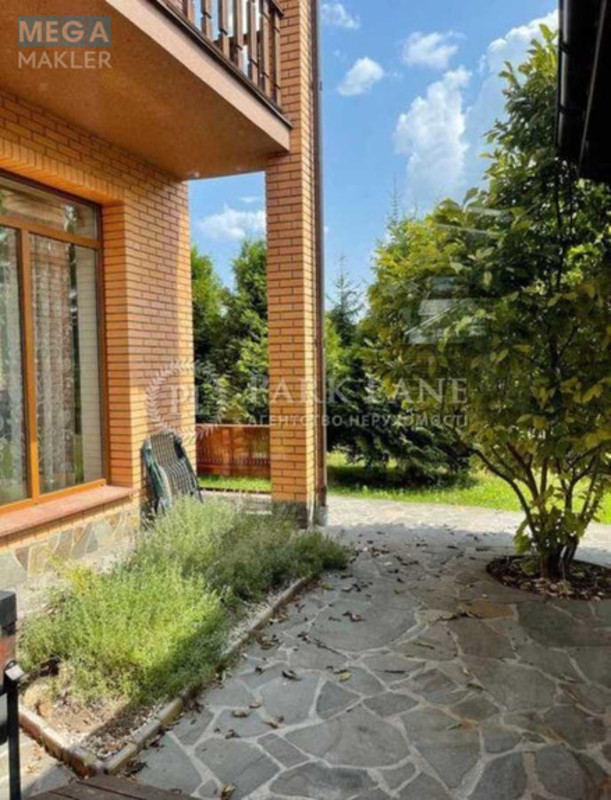 Продаж дома, 2&nbsp;поверху, 500&nbsp;кв.м, 5&nbsp;кімнат, ділянка 50&nbsp;соток, <a class="location-link" href="/hotov/" title="Недвижимость Хотів">Хотів</a>, Матросова (изображение 5)