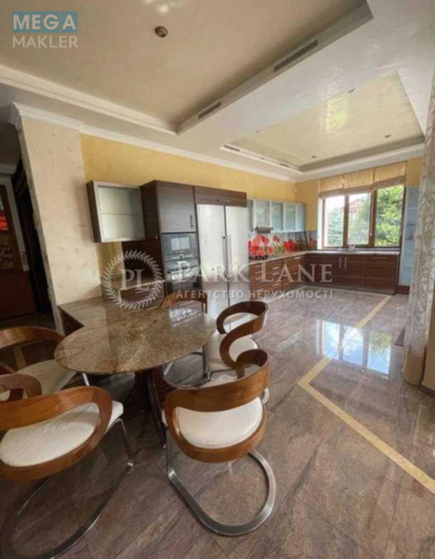 Продаж дома, 2&nbsp;поверху, 500&nbsp;кв.м, 5&nbsp;кімнат, ділянка 50&nbsp;соток, <a class="location-link" href="/hotov/" title="Недвижимость Хотів">Хотів</a>, Матросова (изображение 8)