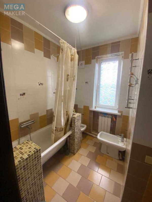 Оренда 1 кімнатної квартири, <a class="location-link" href="/kiev/" title="Недвижимость Київ">Київ</a>, <a class="location-link" href="/kiev/svyatoshinskij/" title="Недвижимость Святошинський район">Святошинський р-н</a>, Академіка Туполєва вул., 17/19 (изображение 11)
