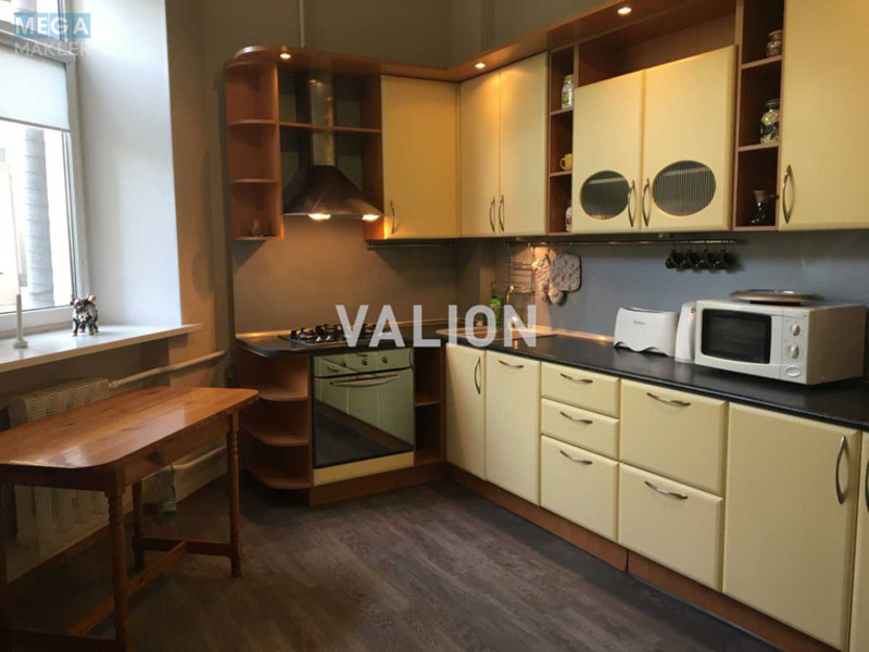 Оренда 3 кімнатної квартири, <a class="location-link" href="/kiev/" title="Недвижимость Київ">Київ</a>, <a class="location-link" href="/kiev/shevchenkovskij/" title="Недвижимость Шевченківський район">Шевченківський р-н</a>, Малая Житомирская ул., 5 (изображение 2)