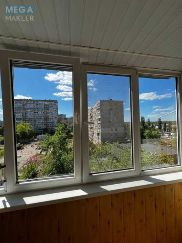 Продаж 2 кімнатної квартири (55,9/33,1/7,5), 5 пов. 9 пов. будинку, <a class="location-link" href="/kiev/" title="Недвижимость Київ">Київ</a>, <a class="location-link" href="/kiev/obolonskij/" title="Недвижимость Оболонський район">Оболонський р-н</a>, Озерная ул., 31/50 (изображение 10)