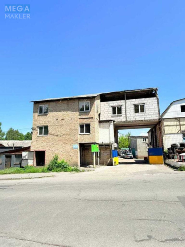 Продаж комерційної нерухомості, 213,60&nbsp;кв.м, под магазин, <a class="location-link" href="/kiev/" title="Недвижимость Київ">Київ</a>, <a class="location-link" href="/kiev/podolskij/" title="Недвижимость Подільський район">Подільський р-н</a>, Сирецька вул., 39 (изображение 3)