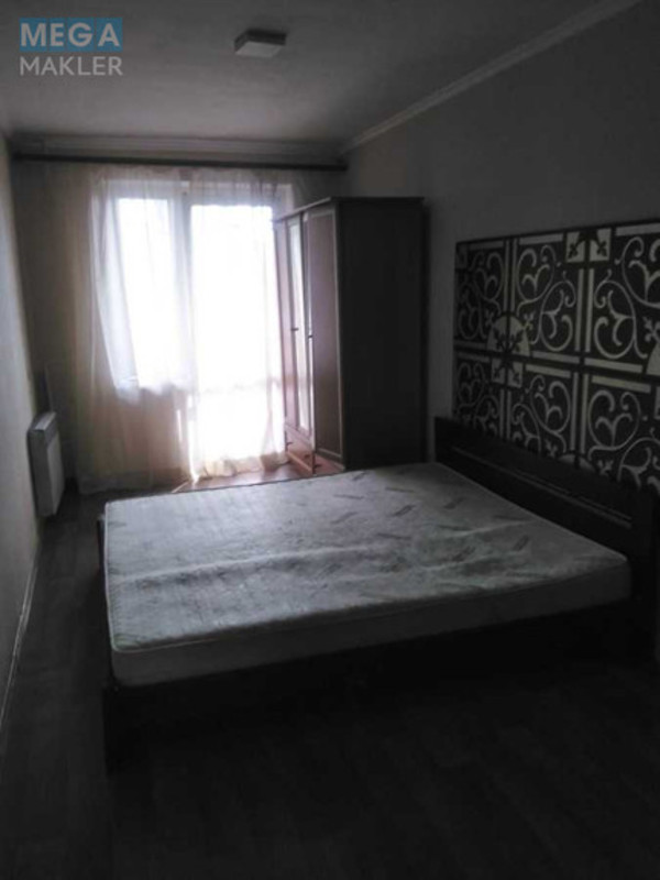 Оренда 3 кімнатної квартири, <a class="location-link" href="/kiev/" title="Недвижимость Київ">Київ</a>, <a class="location-link" href="/kiev/goloseevskij/" title="Недвижимость Голосіївський район">Голосіївський р-н</a>, Композитора Лятошинского ул., 14а (изображение 2)
