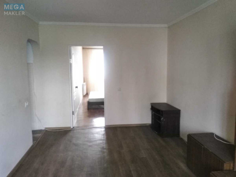 Оренда 3 кімнатної квартири, <a class="location-link" href="/kiev/" title="Недвижимость Київ">Київ</a>, <a class="location-link" href="/kiev/goloseevskij/" title="Недвижимость Голосіївський район">Голосіївський р-н</a>, Композитора Лятошинского ул., 14а (изображение 3)