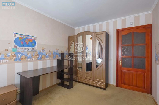 Продаж 3 кімнатної квартири (67,8/43/8,1), 1 пов. 16 пов. будинку, <a class="location-link" href="/kiev/" title="Недвижимость Київ">Київ</a>, <a class="location-link" href="/kiev/svyatoshinskij/" title="Недвижимость Святошинський район">Святошинський р-н</a>, Академіка Корольова просп., 12і (изображение 10)