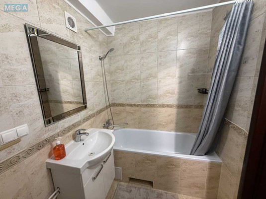 Оренда 1 кімнатної квартири, <a class="location-link" href="/kiev/" title="Недвижимость Київ">Київ</a>, <a class="location-link" href="/kiev/obolonskij/" title="Недвижимость Оболонський район">Оболонський р-н</a>, Маршала Малиновского ул., 4 (изображение 18)