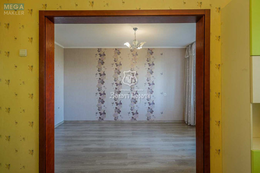 Продаж 4 кімнатної квартири (84/54,3/5,6), 7 пов. 9 пов. будинку, <a class="location-link" href="/kiev/" title="Недвижимость Київ">Київ</a>, <a class="location-link" href="/kiev/dneprovskij/" title="Недвижимость Дніпровський район">Дніпровський р-н</a>, Анатолія Солов’яненка вул., 2/6 (изображение 9)