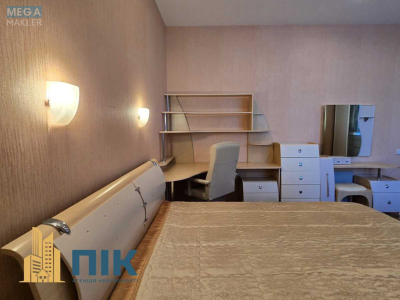 Продаж 2 кімнатної квартири (80/37/14), 7 пов. 8 пов. будинку, <a class="location-link" href="/kiev/" title="Недвижимость Київ">Київ</a>, <a class="location-link" href="/kiev/obolonskij/" title="Недвижимость Оболонський район">Оболонський р-н</a>, Героев Сталинграда просп., 10а (изображение 12)