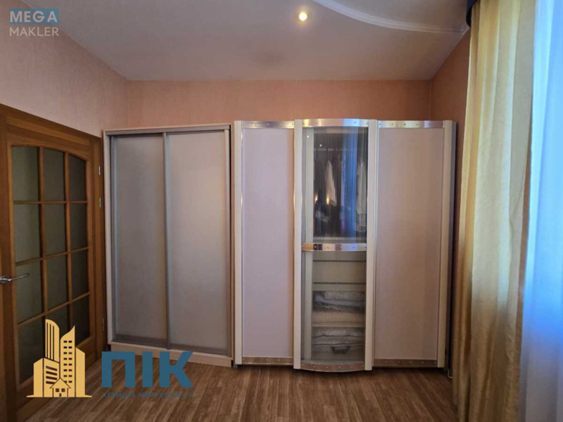Продаж 2 кімнатної квартири (80/37/14), 7 пов. 8 пов. будинку, <a class="location-link" href="/kiev/" title="Недвижимость Київ">Київ</a>, <a class="location-link" href="/kiev/obolonskij/" title="Недвижимость Оболонський район">Оболонський р-н</a>, Героев Сталинграда просп., 10а (изображение 13)