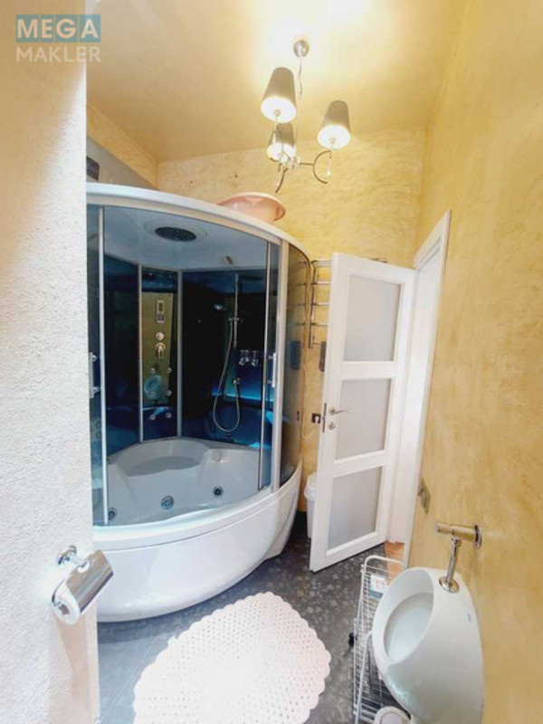 Оренда 2 кімнатної квартири, <a class="location-link" href="/kiev/" title="Недвижимость Київ">Київ</a>, <a class="location-link" href="/kiev/podolskij/" title="Недвижимость Подільський район">Подільський р-н</a>, Братская ул., 10 (изображение 10)