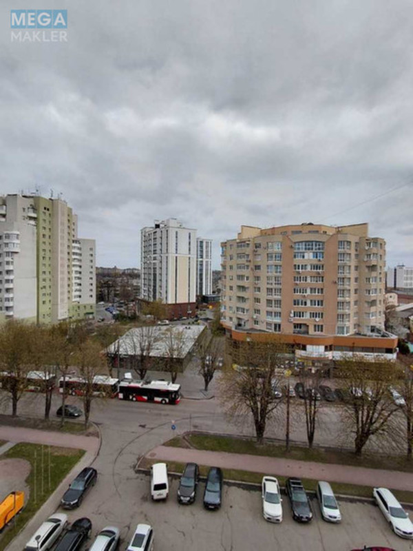 Продаж 3 кімнатної квартири (62/37/8), 8 пов. 9 пов. будинку, <a class="location-link" href="/lutsk/" title="Недвижимость Луцьк">Луцьк</a>, Дубнівська, 12 (изображение 8)