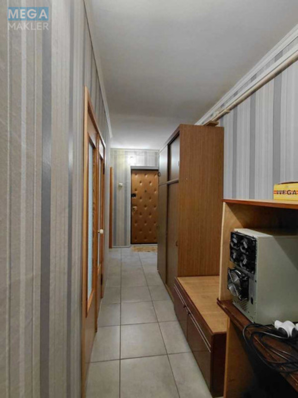 Продаж 3 кімнатної квартири (62/37/8), 8 пов. 9 пов. будинку, <a class="location-link" href="/lutsk/" title="Недвижимость Луцьк">Луцьк</a>, Дубнівська, 12 (изображение 18)