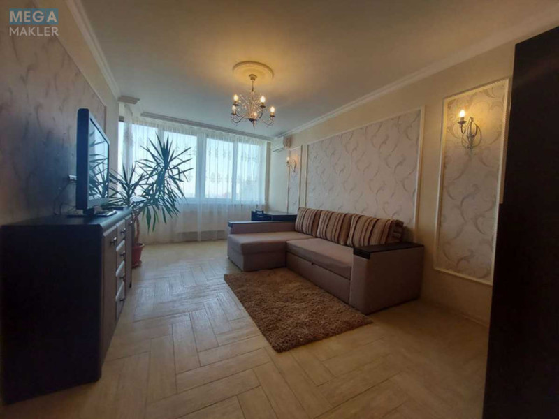 Оренда 1 кімнатної квартири, <a class="location-link" href="/kiev/" title="Недвижимость Київ">Київ</a>, <a class="location-link" href="/kiev/podolskij/" title="Недвижимость Подільський район">Подільський р-н</a>, Вишгородська вул., 45 (изображение 2)