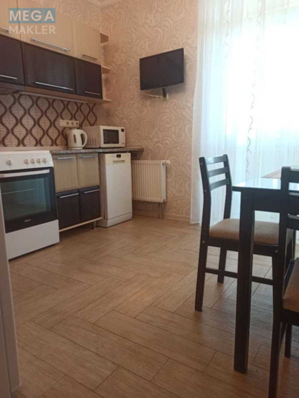 Оренда 1 кімнатної квартири, <a class="location-link" href="/kiev/" title="Недвижимость Київ">Київ</a>, <a class="location-link" href="/kiev/podolskij/" title="Недвижимость Подільський район">Подільський р-н</a>, Вишгородська вул., 45 (изображение 4)