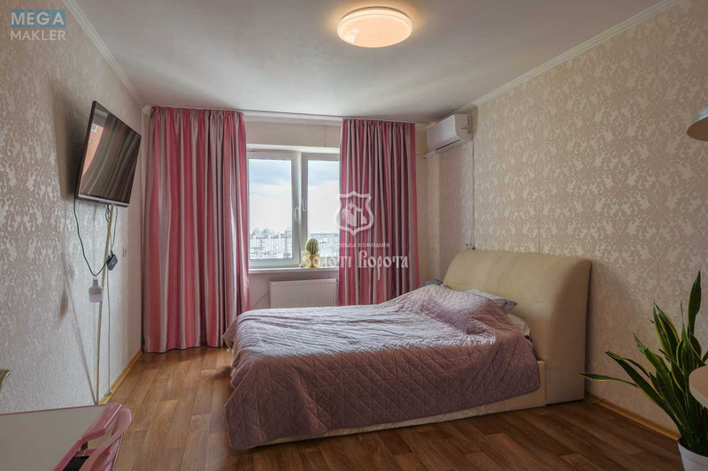 Продаж 2 кімнатної квартири (75,8/35/11,6), 22 пов. 25 пов. будинку, <a class="location-link" href="/kiev/" title="Недвижимость Київ">Київ</a>, <a class="location-link" href="/kiev/desnyanskij/" title="Недвижимость Деснянський район">Деснянський р-н</a>, Милославська вул., 16 (изображение 3)