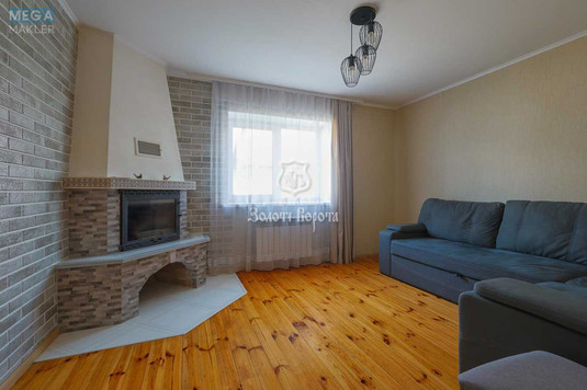 Продаж дома, 2&nbsp;поверху, 266,70&nbsp;кв.м, 9&nbsp;кімнат, ділянка 34&nbsp;сотки, <a class="location-link" href="/glevaha/" title="Недвижимость Глеваха">Глеваха</a>, Коцюбинського, 17 (изображение 4)