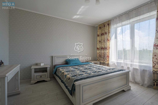 Продаж дома, 2&nbsp;поверху, 266,70&nbsp;кв.м, 9&nbsp;кімнат, ділянка 34&nbsp;сотки, <a class="location-link" href="/glevaha/" title="Недвижимость Глеваха">Глеваха</a>, Коцюбинського, 17 (изображение 7)