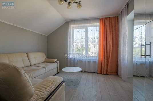 Продаж дома, 2&nbsp;поверху, 266,70&nbsp;кв.м, 9&nbsp;кімнат, ділянка 34&nbsp;сотки, <a class="location-link" href="/glevaha/" title="Недвижимость Глеваха">Глеваха</a>, Коцюбинського, 17 (изображение 8)