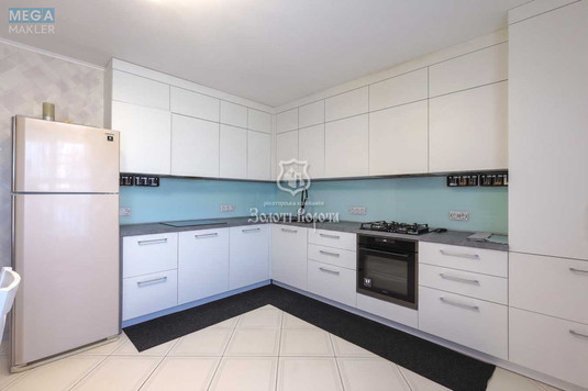 Продаж дома, 2&nbsp;поверху, 266,70&nbsp;кв.м, 9&nbsp;кімнат, ділянка 34&nbsp;сотки, <a class="location-link" href="/glevaha/" title="Недвижимость Глеваха">Глеваха</a>, Коцюбинського, 17 (изображение 12)
